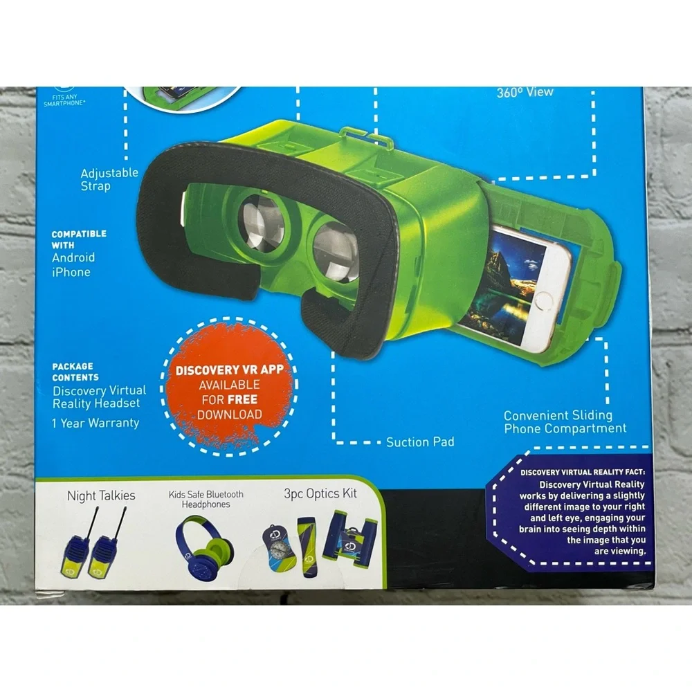 Discovery Virtual Reality Headset NWT!